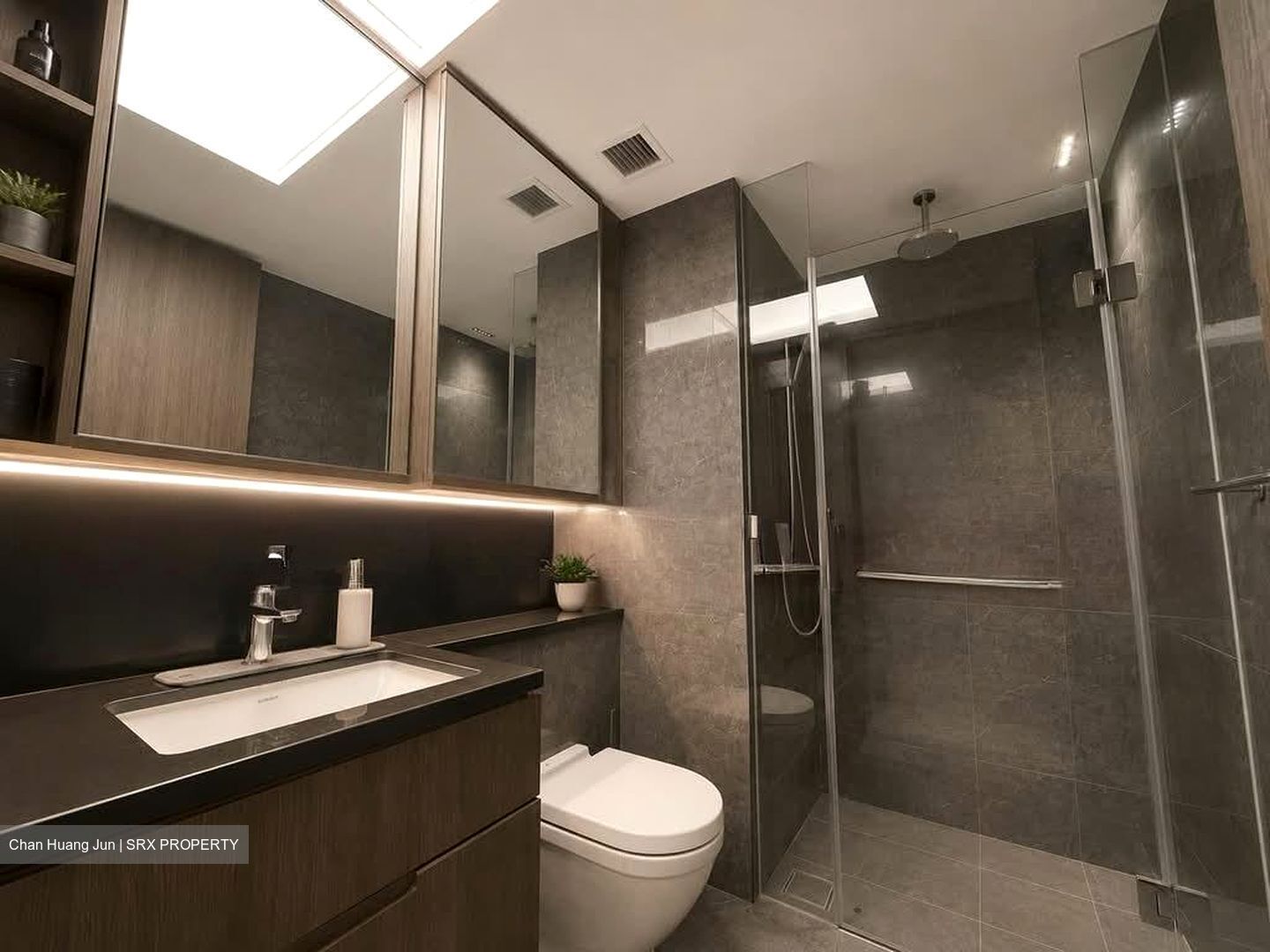 The M (D7), Apartment #561665651